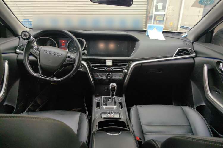 Used Venucia T90 2018 2.0L CVT Smart Connect Leading Edition China V Standard