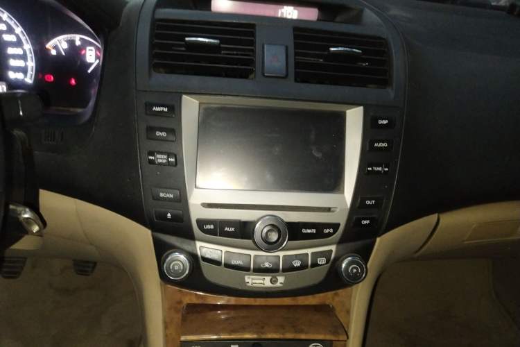 Used BYD F6 2009 New Wealth Edition 2.0L Manual Luxury Model