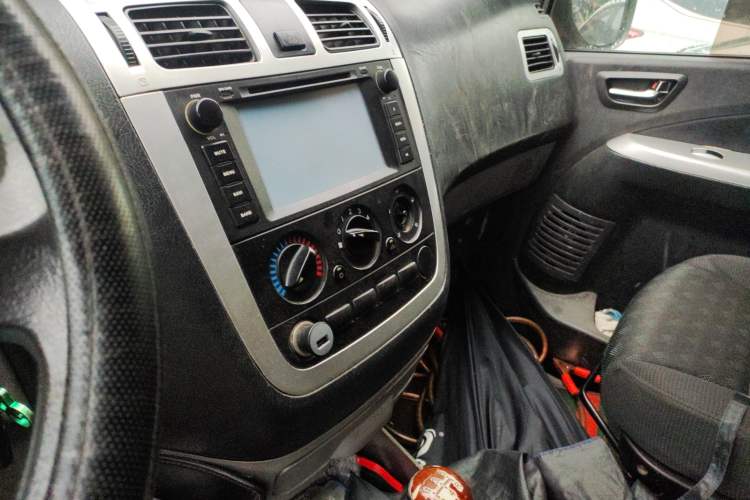 Used Foton MP-X E 2016 2.0L Express Edition 4G63
