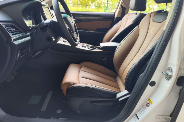 Used BYD Qin New Energy 2017 1.5T Luxury Model Interior 7