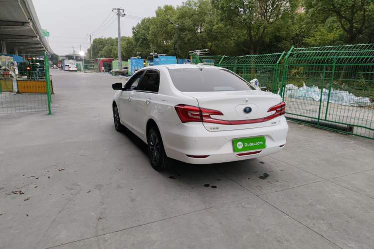 Used BYD Qin New Energy 2017 1.5T Luxury Model Exterior 6