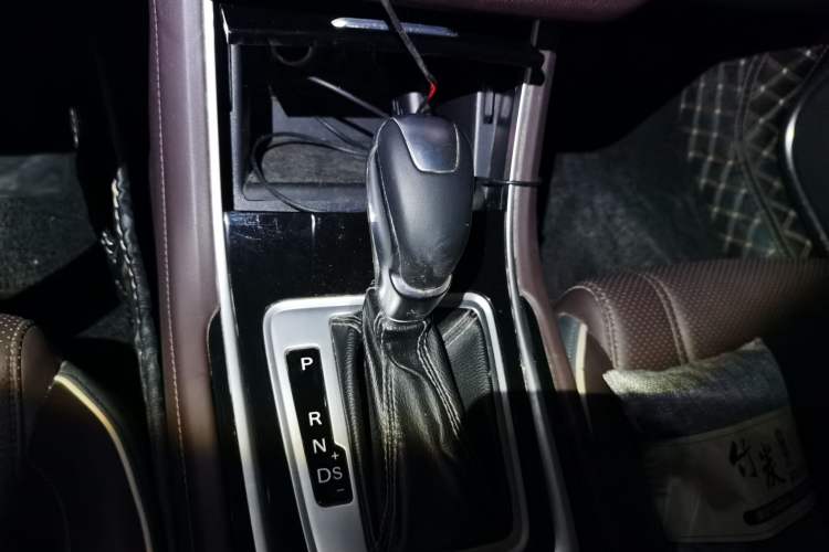 Used CHANGAN Raeton CC 2018 1.5T Automatic Haoya Model China V Standard
