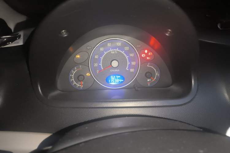 Used CHANGAN Benni mini 2012 1.0L Manual Fashion Edition China IV Standard
