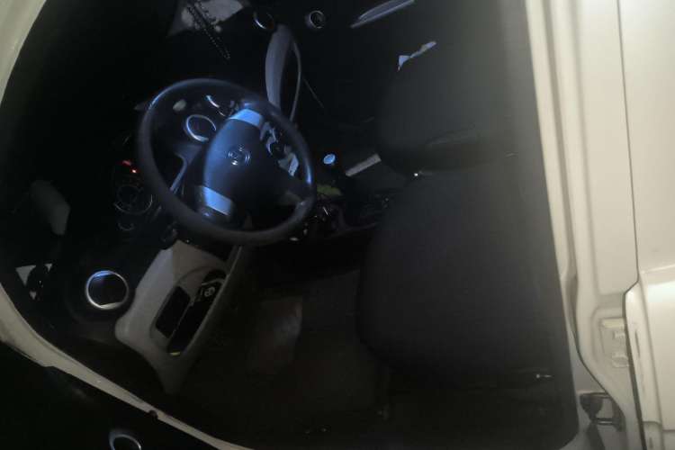 Used CHANGAN Benni mini 2012 1.0L Manual Fashion Edition China IV Standard
