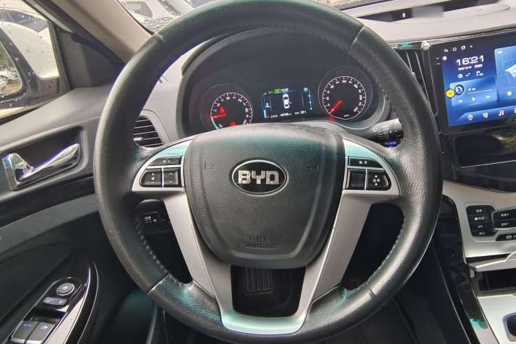 Used BYD e5 2016 300 Luxury Edition
