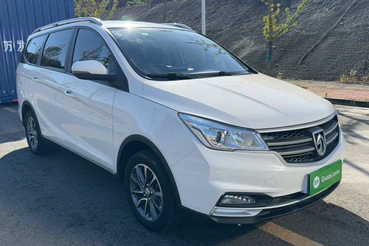 Used Baojun 730 2021 1.5T Manual Fashion Version 7 Seats
