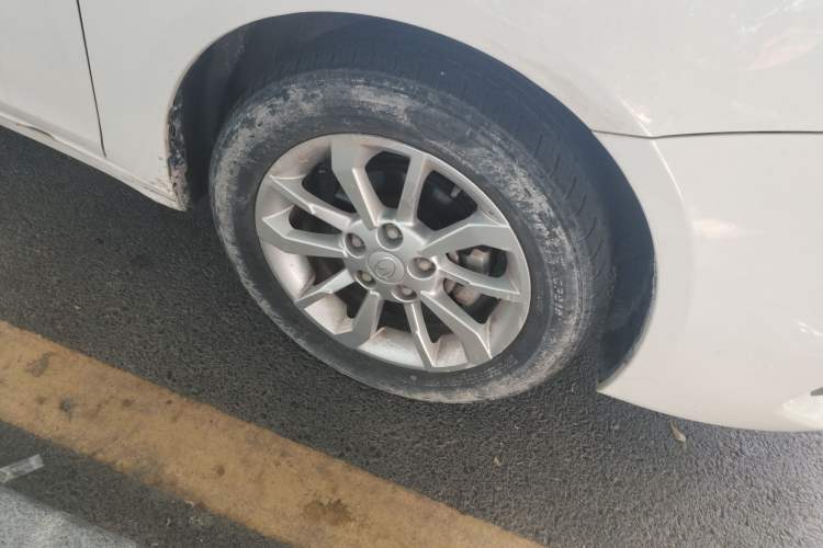 Used Soueast A5 Wing Dance 2019 1.5L Manual Luxury Version China V Standard
