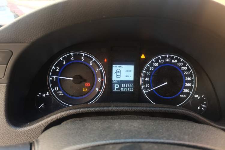 Used Infiniti G Series 2010 G25 Sedan Luxury Sport Edition Instrument Cluster