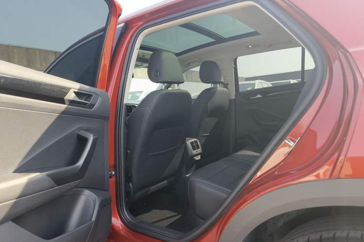 Used Volkswagen T-ROC 2020 280TSI DSG Two-Wheel Drive Comfort Version