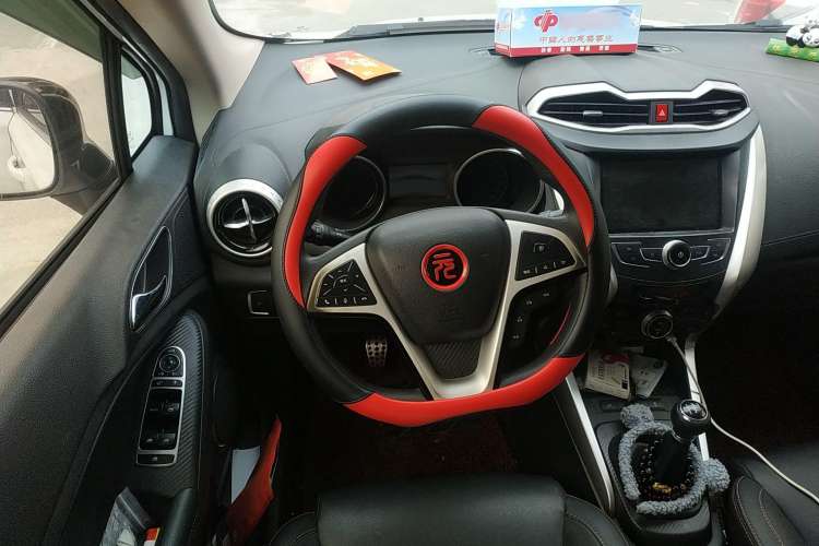 Used BYD Yuan 2017 1.5L Manual Cool Connect Model
