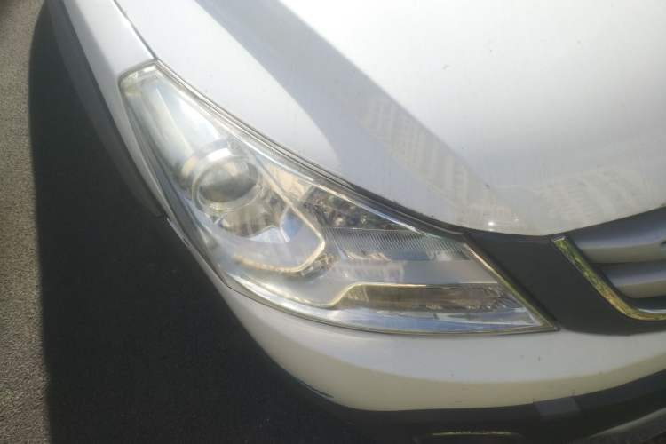 Used Dongfeng Aeolus H30 2014 CROSS 1.5L Manual Smart Drive Gratitude Edition
