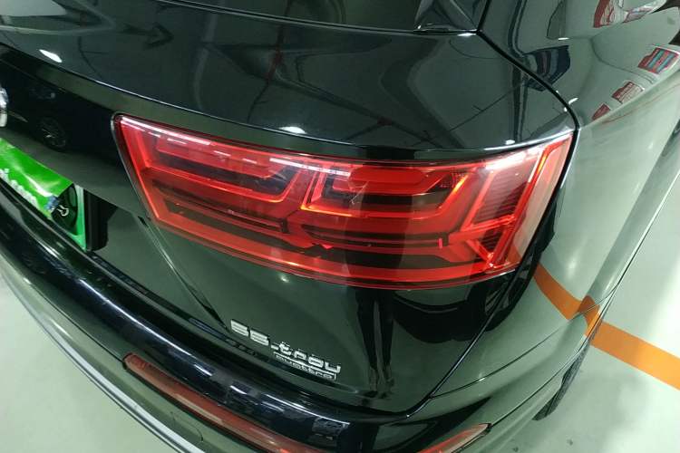 Used Audi Q7 New Energy 2019 55 e-tron