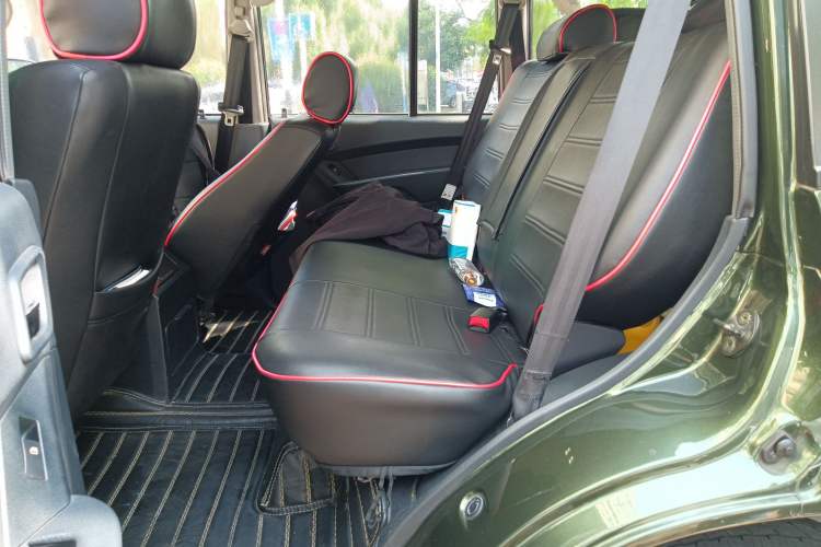 Used Leopaard Q6 2015 2.4L Manual Two-Wheel-Drive Elite Model