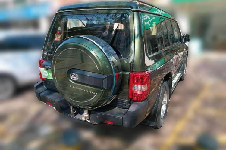 Used Leopaard Q6 2015 2.4L Manual Two-Wheel-Drive Elite Model