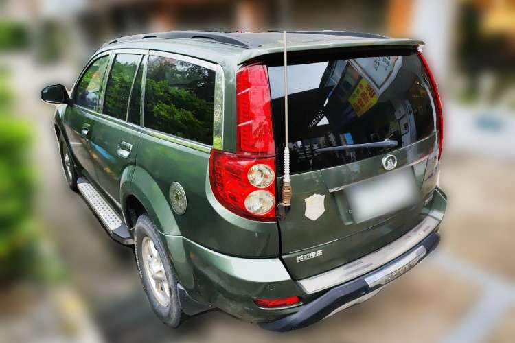 Used Haval H5 Classic 2012 European-style Version Green Quiet 2.0T Manual Two-Wheel Drive Comfort Model

