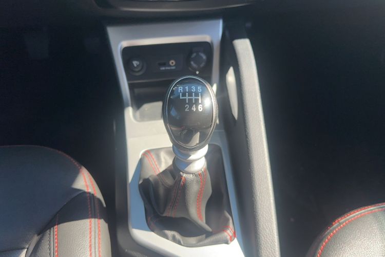 Used JAC Refine S3 2016 1.5L Manual Luxury Smart Version
