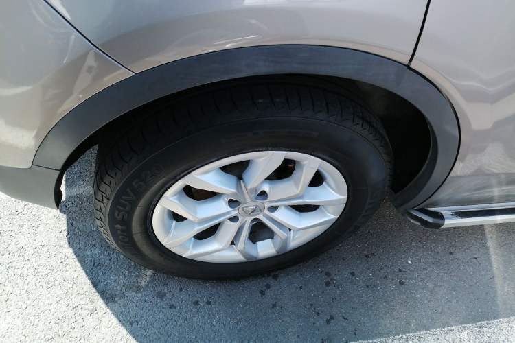 Used BORGWARD BX5 2017 20TGDI Automatic Two-Wheel Drive Pioneer Edition