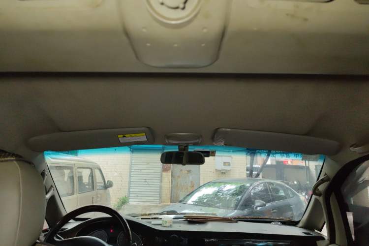 Used JAC Refine 2011 2.4L Government Procurement Version Manual Luxury Trim
