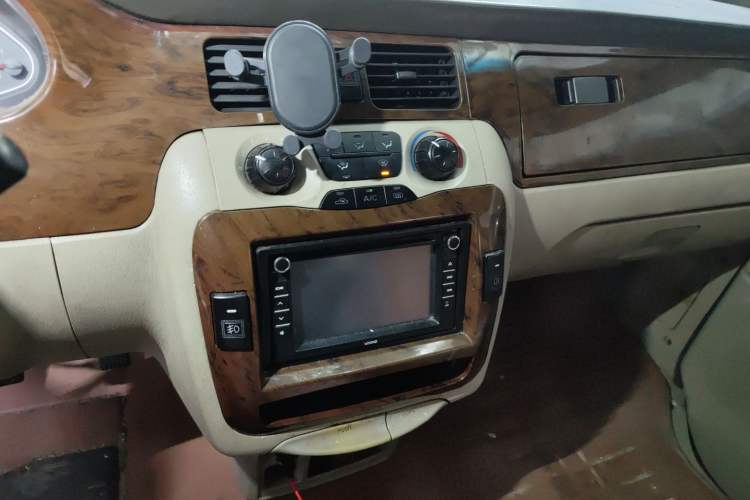 Used JAC Refine 2011 2.4L Government Procurement Version Manual Luxury Trim
