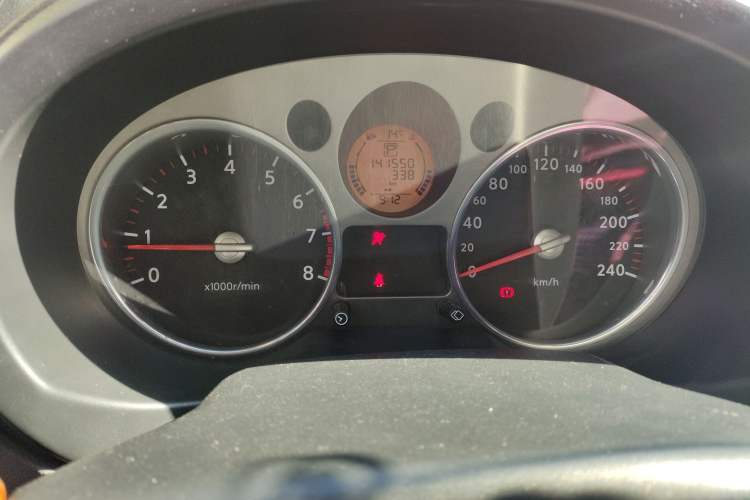 Used Nissan X-Trail 2010 2.5L CVT Flagship Edition 4WD Odometer Close Up