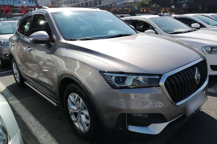 Used BORGWARD BX5 2017 20TGDI Automatic Two-Wheel Drive Pioneer Edition