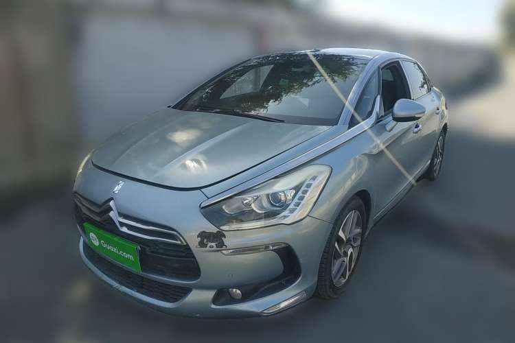Used DS 5 2012 1.6T Luxury Edition