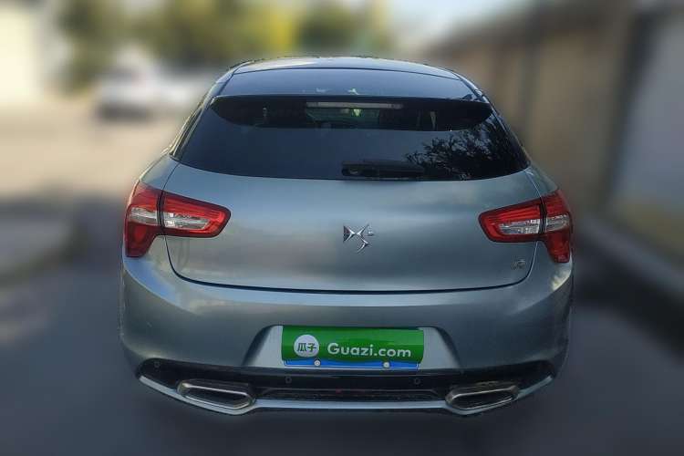 Used DS 5 2012 1.6T Luxury Edition
