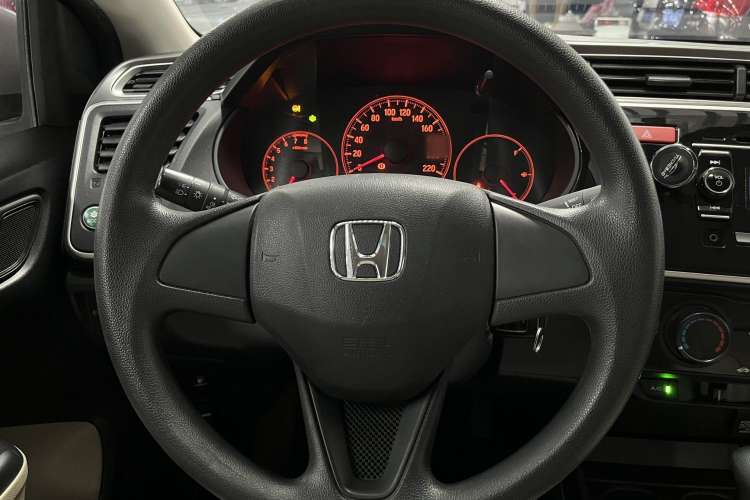 Used Honda Greiz 2016 1.5L CVT Classic Edition