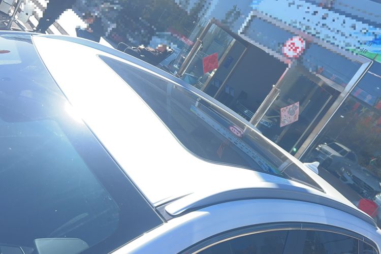 Used Haval JOLION 2021 1.5T Automatic Grand Three-Volume Version Roof