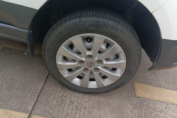 Used SRM Gold Hiace M Classic 2022 1.5L Travel Lion Passenger Vehicle 5 Seats
