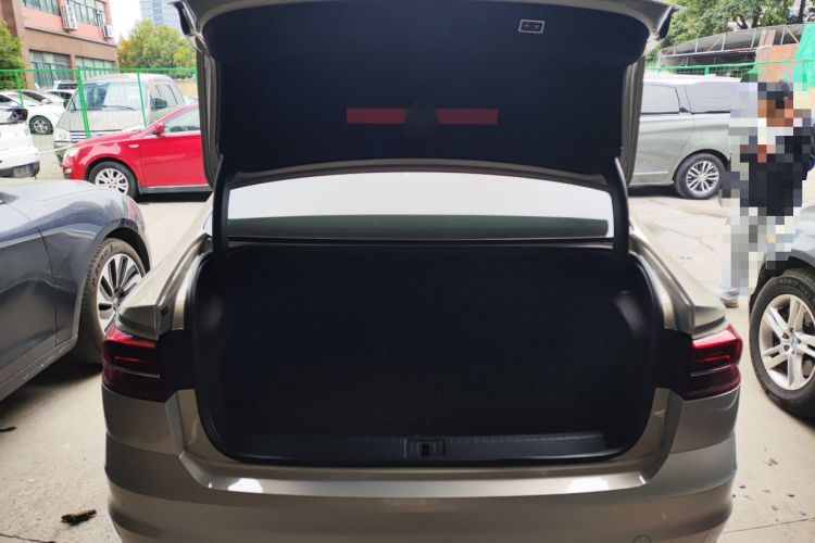 Used Volkswagen Phideon 2018 Revised Version 380TSI Two-Wheel Drive Business Edition