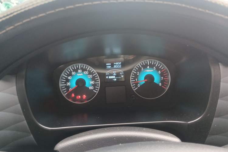 Used SRM Gold Hiace M Classic 2022 1.5L Travel Lion Passenger Vehicle 5 Seats
