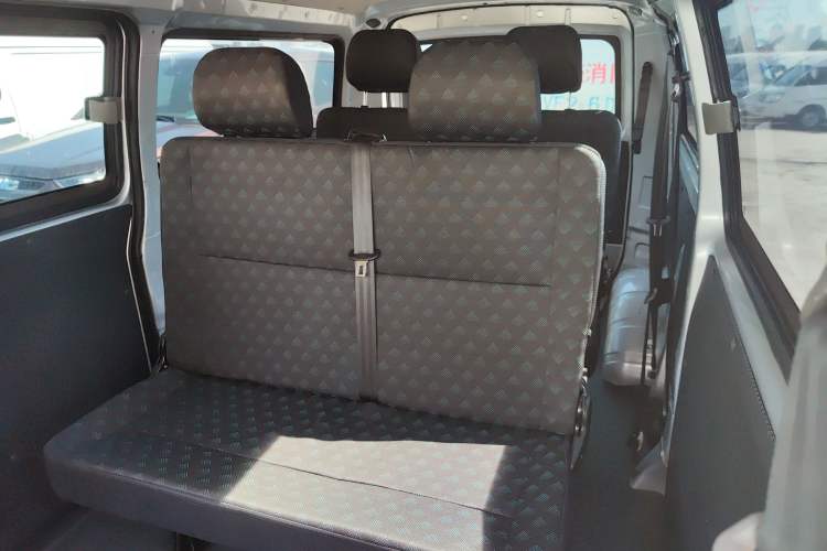 Used Foton Scenic G5 2021 2.0L Gasoline Commercial Version 6-Seater Multi-Purpose Passenger Vehicle 1TZS