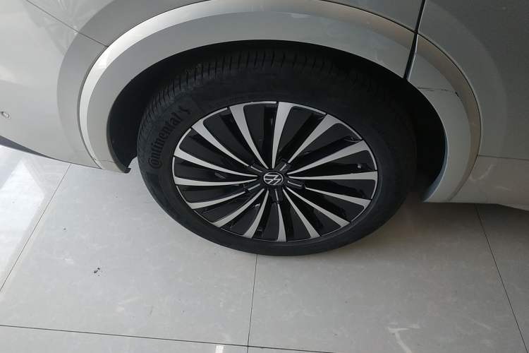 Used Volkswagen Viloran 2020 380TSI Prestige Edition