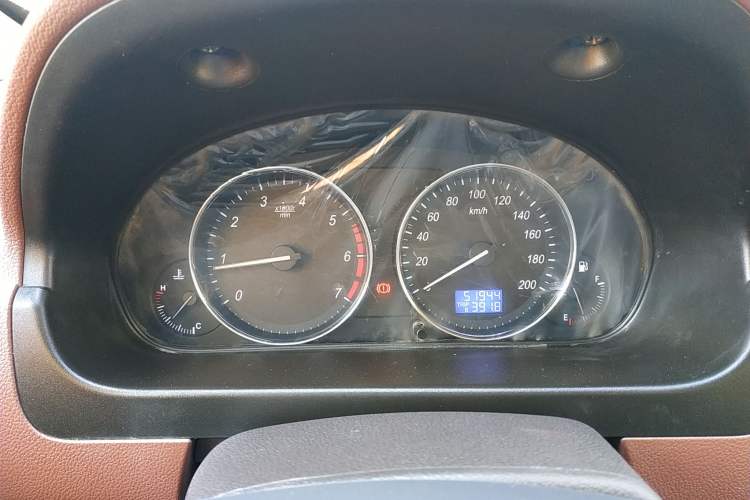 Used BAIC Weiwang M30 2017 1.5L M30S Standard DAM15DL
