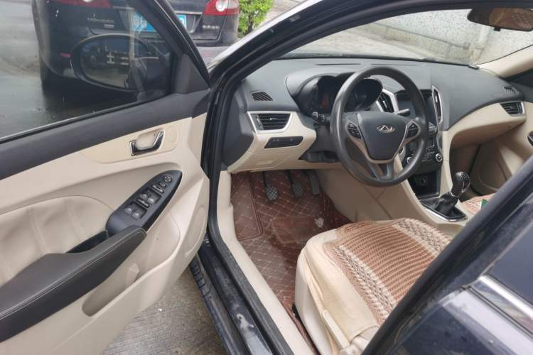 Used Chery Arrizo 7 2013 1.6L Manual Zhi Ling Edition
