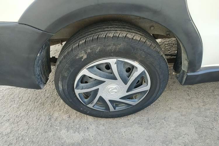 Used BAIC Weiwang M30 2017 1.5L M30S Standard DAM15DL
