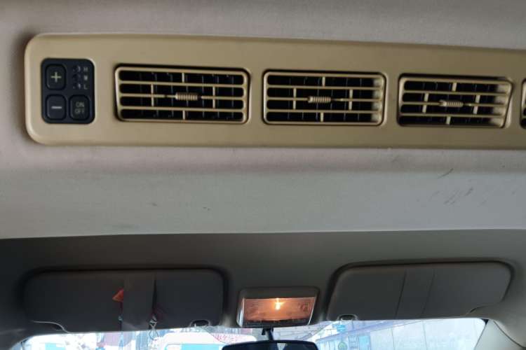 Used Dongfeng Fengon 370 2016 1.5L Manual Elite Travel Edition 7 Seats