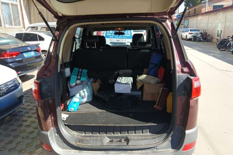 Used Dongfeng Fengon 370 2016 1.5L Manual Elite Travel Edition 7 Seats