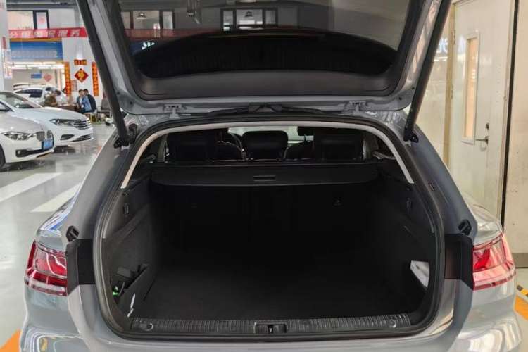 Used Volkswagen CC 2023 Hunting Vehicle 380TSI Hunter's Heart Edition