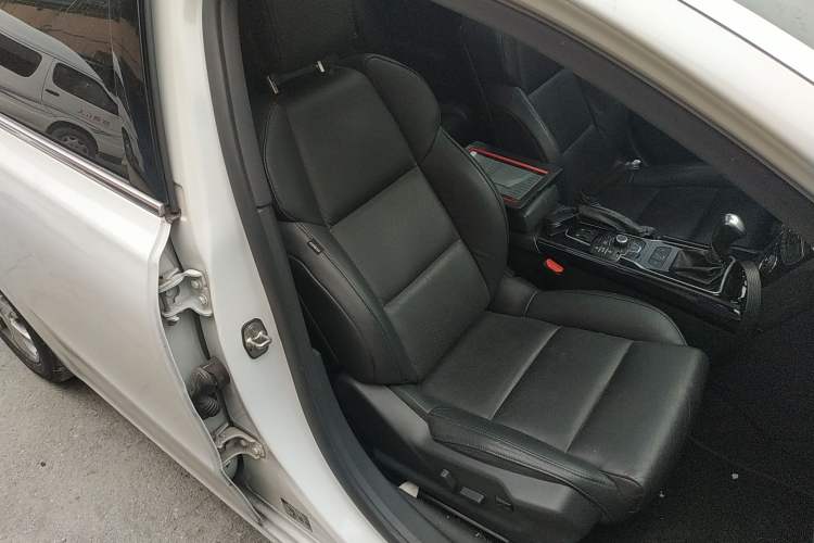 Used Peugeot 508 2011 2.3L Automatic Flagship Edition
