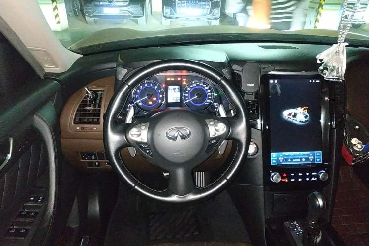 Used Infiniti FX 2013 FX37 Enhanced Upgrade Model
