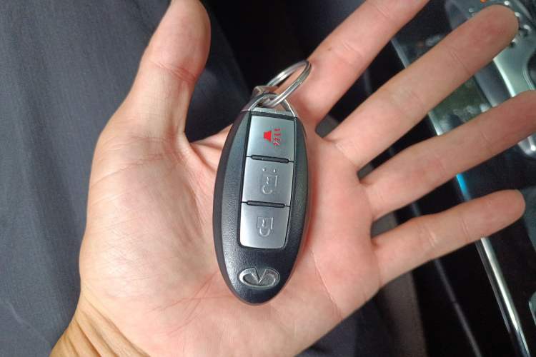 Used Infiniti FX 2010 FX35 Standard Edition
