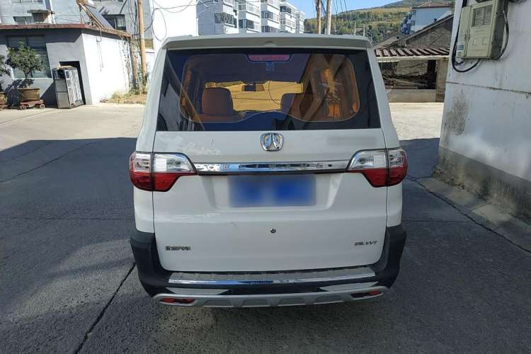 Used BAIC Weiwang M30 2017 1.5L M30S Standard DAM15DL
