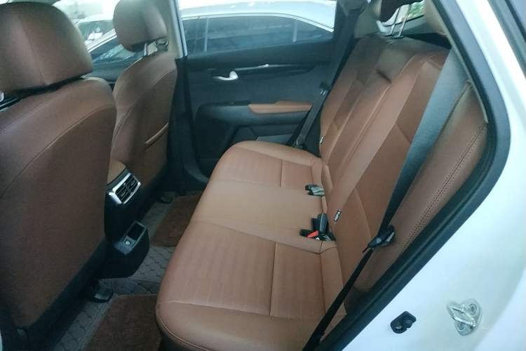 Used Kia Sportage R 2021 Ace 2.0L Splendid Edition
