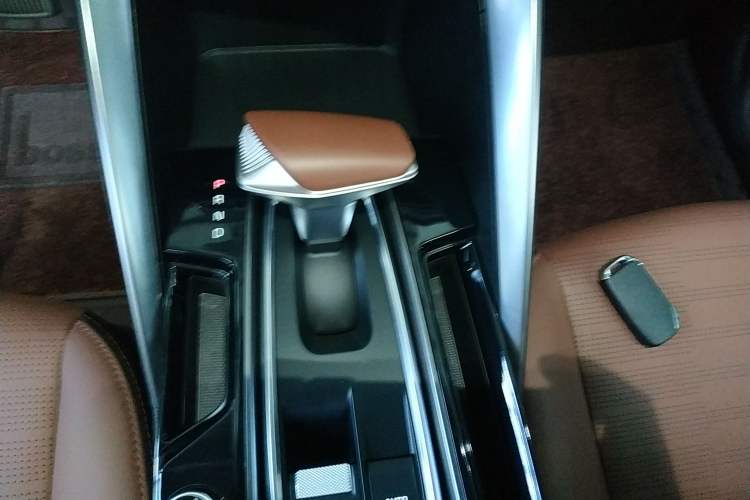 Used Kia Sportage R 2021 Ace 2.0L Splendid Edition
