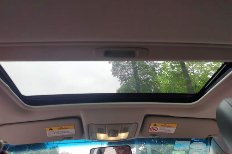 Used Roewe 550 2014 550S 1.8L Automatic Smart Selection Model
