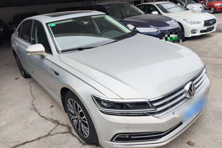 Used Volkswagen Phideon 2018 Revised Version 380TSI Two-Wheel Drive Business Edition
