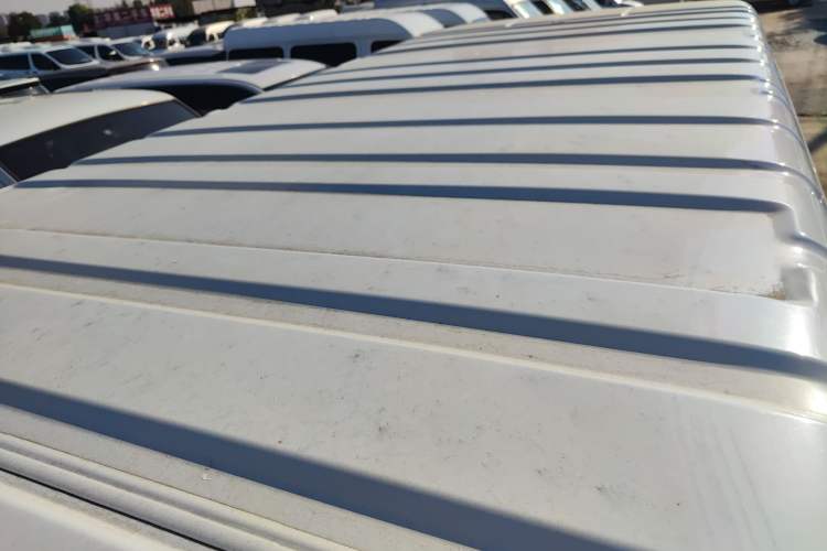 Used JMC Transit 2019 2.8T Commercial Version Long Wheelbase Mid-Roof 6-Seater Rear Single Tire China VI Emission Standard – JX493
