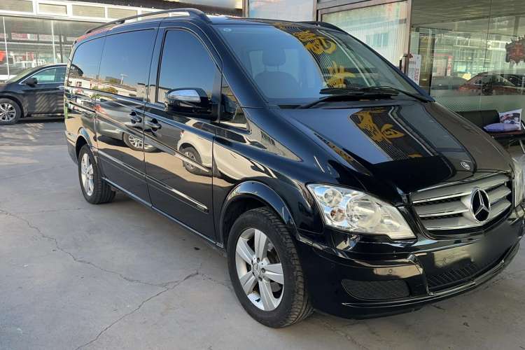 Used Mercedes-Benz Viano 2011 2.5L Navigator Edition Exterior 2